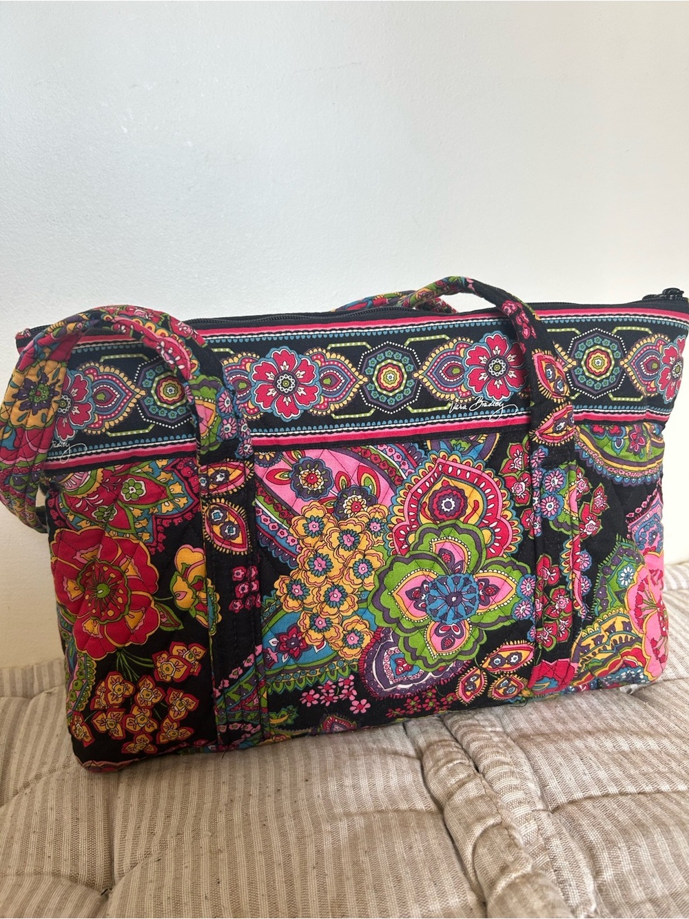 Vera Bradley Retired Made in USA Symphony Quilted Shoulder Bag - Picture 3 of 12